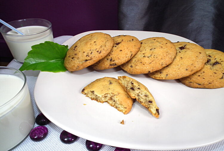 Chocolate chip cookies - amerykańskie ciasteczka z kawałkami czekolady